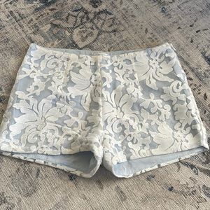 Easley pattern shorts 🩵